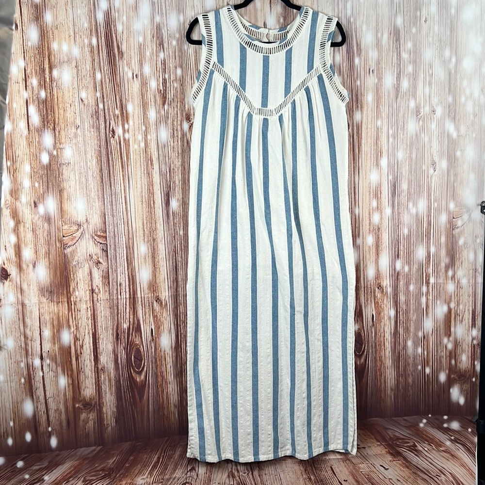 Striped Blue and White Sleeveless Maxi Dress